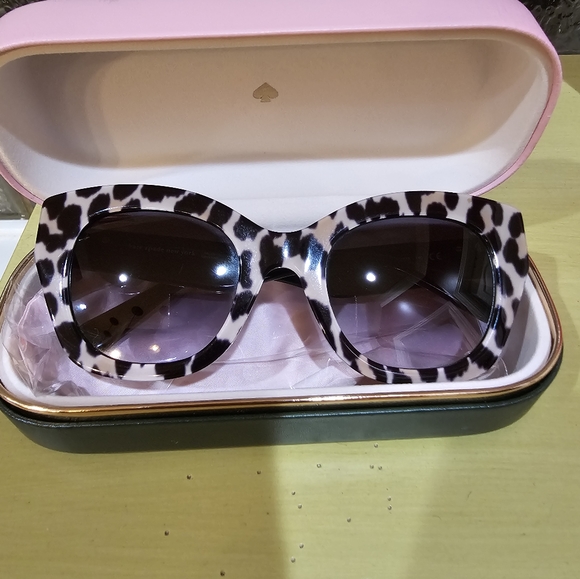 Kate Spate leopard sunglasses